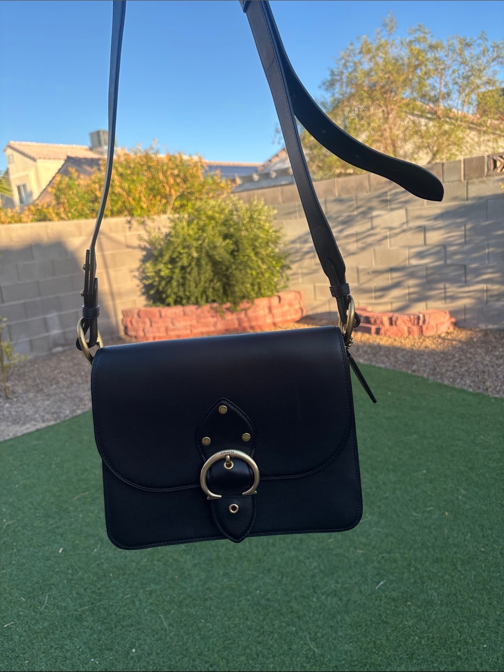 Coach Beat Shoulder Bag Black Glovetanned Leather Brass Buckle 4597 MSRP $550